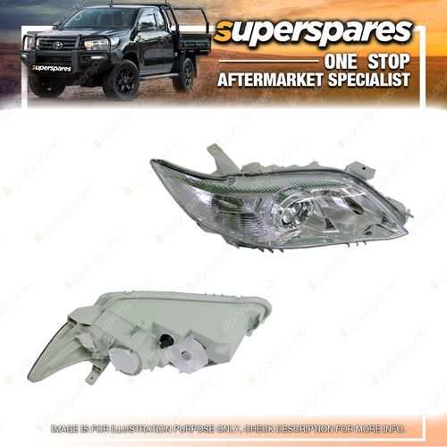 Superspares Right Hand Side Headlight for Toyota Camry CV40 2009-2011