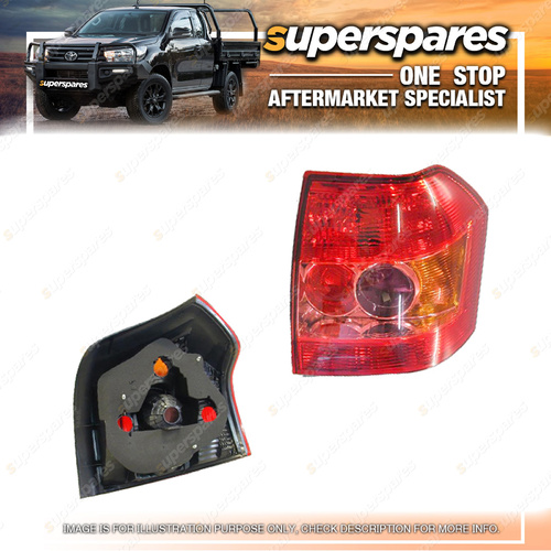 Superspares Right Tail Light for Toyota Corolla Hatchback ZZE122 2004-2007