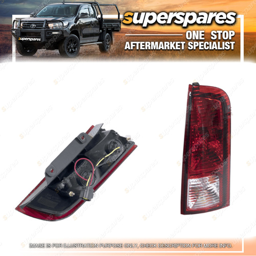 Superspares Right Upper Tail Light for Great Wall X240 CC 10/2009-03/2011